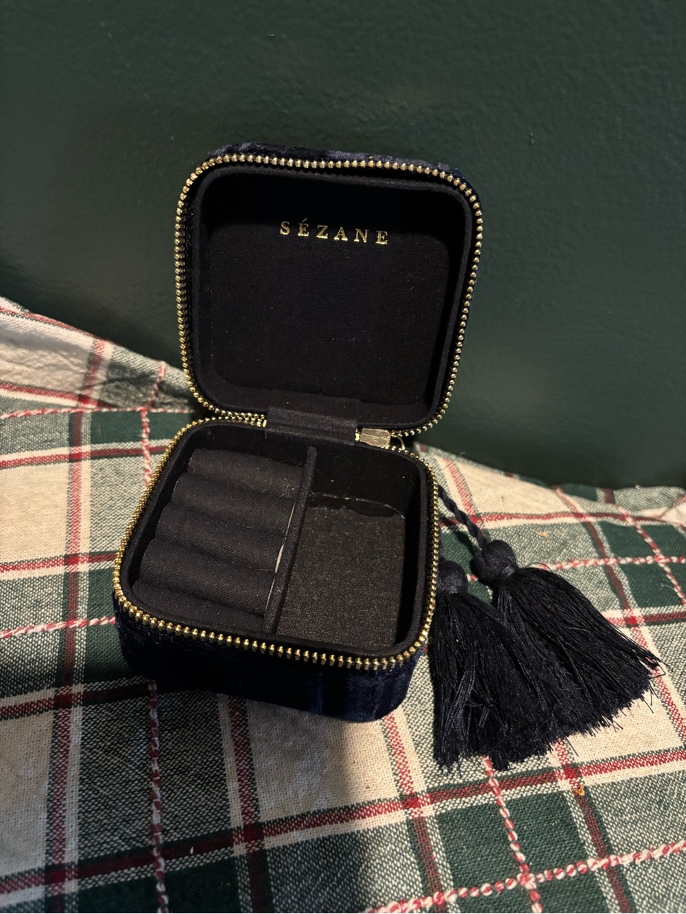 Sézane Navy Velvet Jewelry Box with Tassel